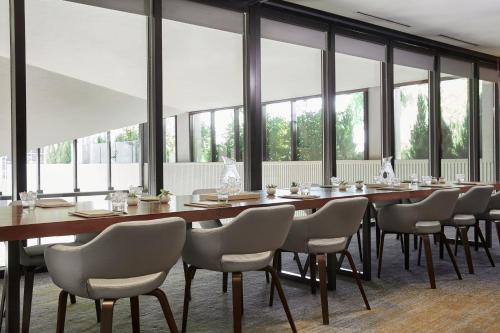 281586361 Kimpton Sawyer Hotel by IHG