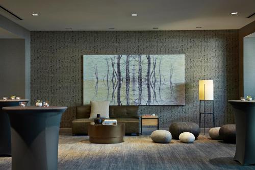 281586390 Kimpton Sawyer Hotel by IHG