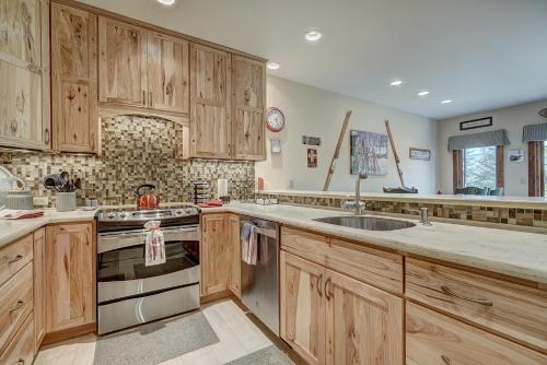 Liftside Retreat - image 5