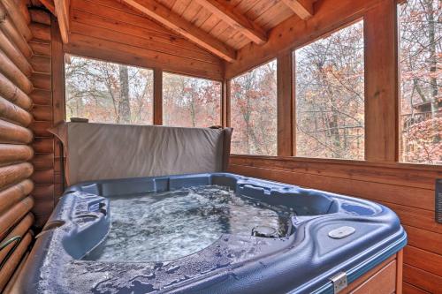 Family Cabin with Hot Tub about 4 Mi to Dollywood! - main image