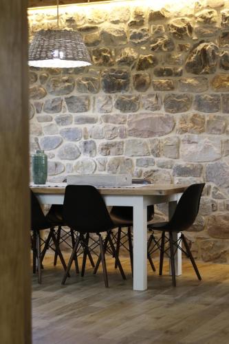 Koplietošanas atpūtas telpa ar TV, La Huertona de Caviedes - GRUPO VALDHAYA HOMES in Valdaliga
