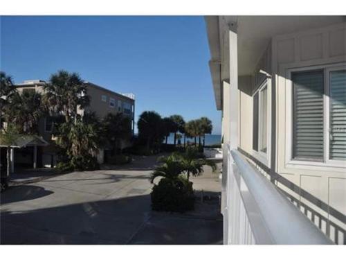 Gulfside Villas by Florida Lifestyle Vacation Rentals - image 8