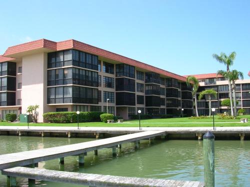 Bay Mariner by Florida Lifestyle Vacation Rentals - image 6