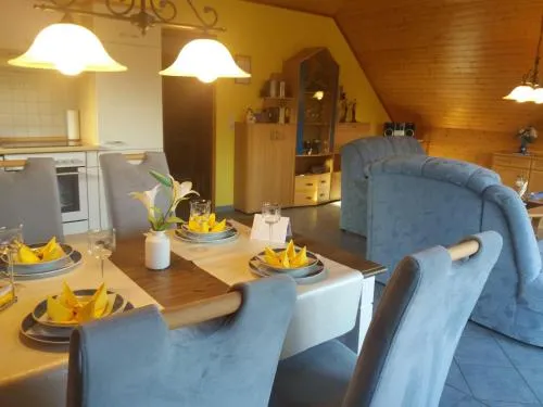 Ferienwohnung Dorette in Stakendorf mit Blick über den Dorfteich in Stakendorf, Deutschland