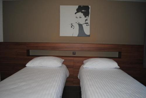 Hotel Du Soleil - image 2