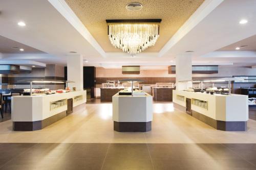 Hotel Riu Bravo - 0'0 All Inclusive - image 4