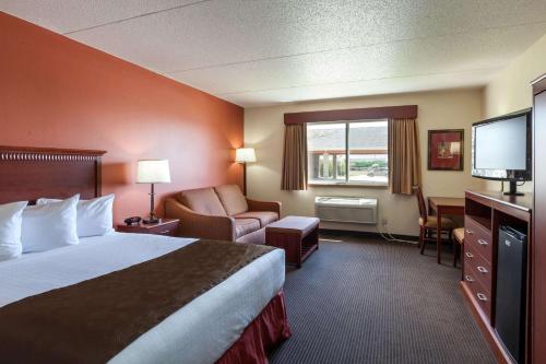 AmericInn by Wyndham Valley City Conference Center