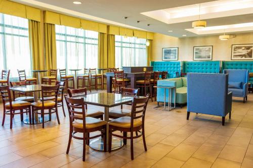 Comfort Inn & Suites Plainville-Foxboro