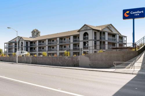 Comfort Inn Antioch - Century Plaza - 숙소 외관