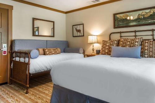 Sierra Sky Ranch, an Ascend Hotel Collection Oakhurst