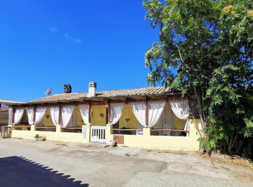  Villa Sandra, Pension in Porto Pino bei Villarios