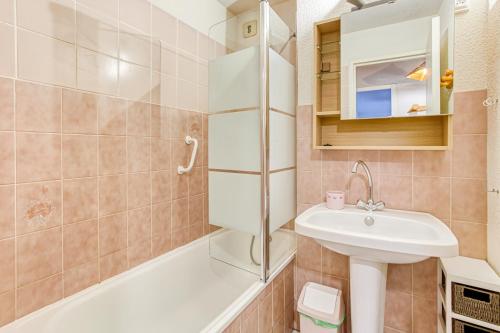Vannituba, Les Fauvettes - appartement vue imprenable sur montagne in Embrun
