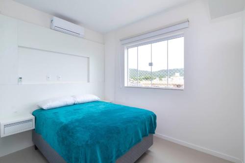 Aluguel Apartamento 2 quartos s 1 suite Piscina Bombas SC - 301