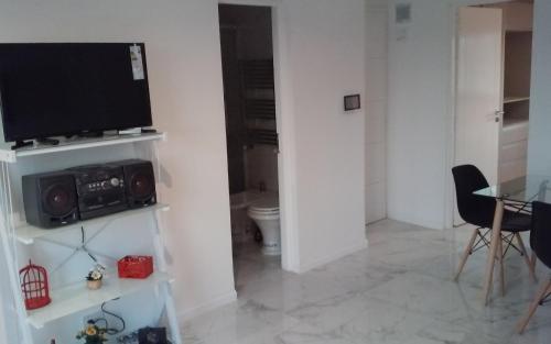 Apartment image 9