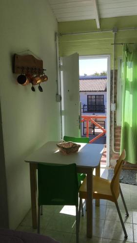 Apart Eva Luna Departamentos y Habitaciones con bano privado in Las Grutas