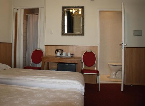Hotel de Westertoren - image 14