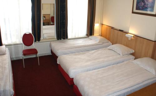 Hotel de Westertoren – Amsterdam, NY