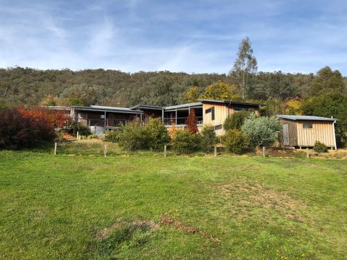 Saje's House & Pod - Myrtleford