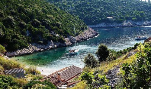 High View-A Seaside Villa With Huge Jacuzzi