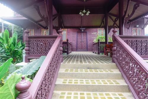 Baan Veanglhek Residence in Pratuchai