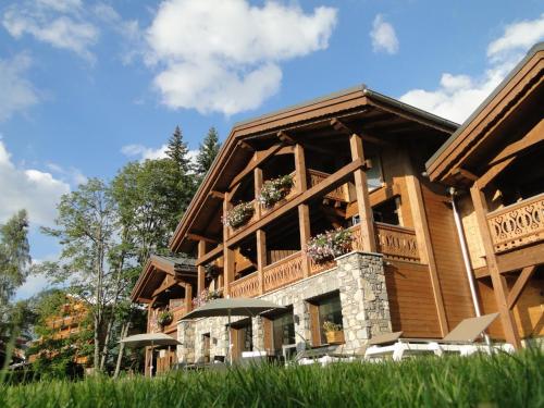 Les Chalets d'Adelphine - Village et club de vacances - Les Gets