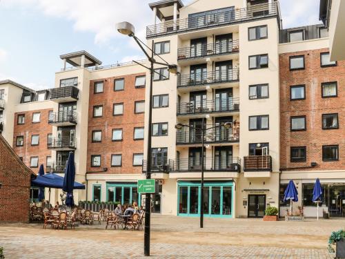 River View - Kingston