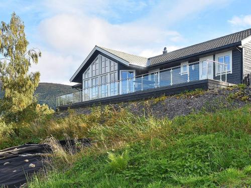 8 person holiday home in TORVIKBUKT