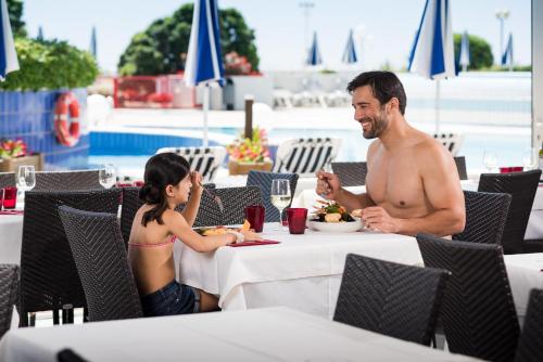 Aparthotel Imperial - image 8
