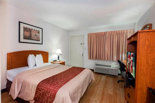 Red Roof Inn Columbus Northeast Westerville - image 5