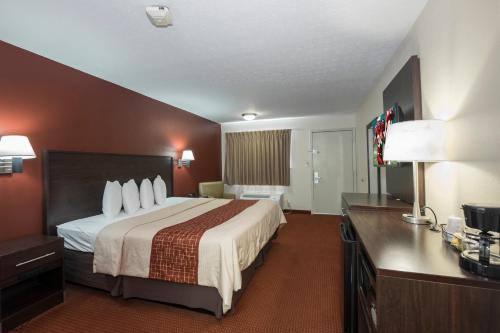 Red Roof Inn Columbus Northeast Westerville in Westerville, USA