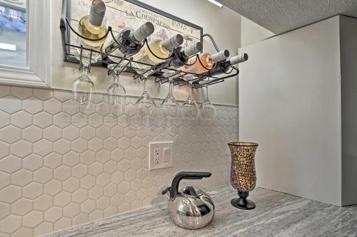 Peaceful Apartment Close to KCs Best Attractions - image 13
