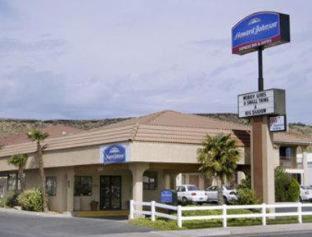 Howard Johnson by Wyndham St. George Hotel & Suites, St. George (fotografie 11)