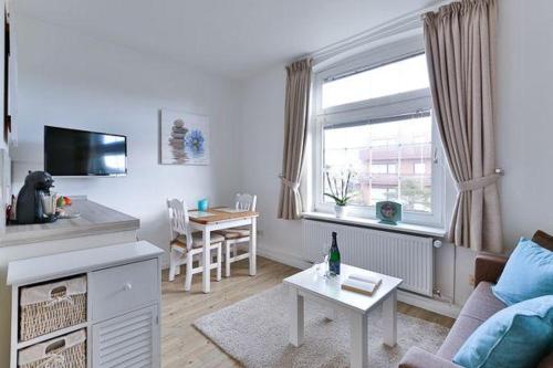 App. 8 in strandnaher Lage - Bäderstil-Villa in Wenningstedt/Sylt in Wenningstedt-Braderup, Deutschland