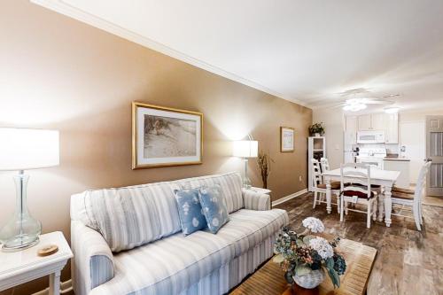 Fiddlers Cove 22J - image 2