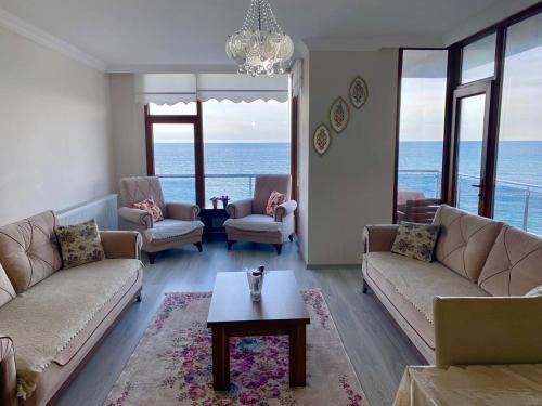 Trabzon Seaside in Mersin (Trabzon)