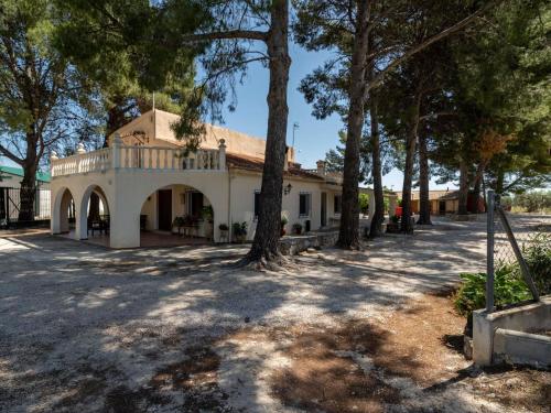  Spacious Cottage in Moratalla with Swimming Pool in Moratalla