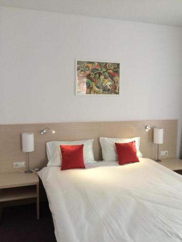 Loft Hotel - image 6