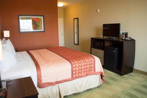 Coratel Inn & Suites by Jasper Cotulla