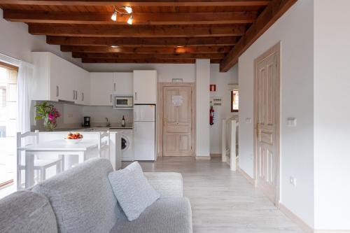 Konyha, Apartamentos Bores in Vega De Liebana