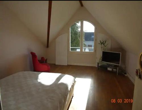 Maison entière · Versailles Maison familiale avec jardin pour 6 personnes BnB Vaucresson