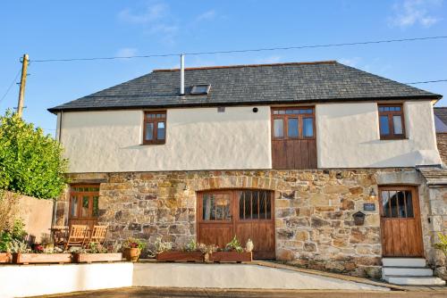 The Hayloft, St Ewe, Cornwall