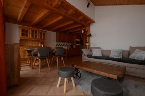 Chalet A, Village des Lapons Les Saisies, 3 chambres et 1 espace nuit mezzanine - Location saisonnière - Hauteluce