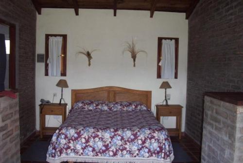 1 double bed, 1 twin bed