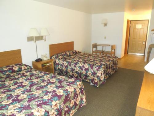 Queen Room with Two Queen Beds