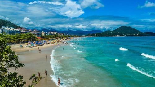 Apto Praia Grande Ubatuba area nobre com toda comodidade para voce e sua familia !