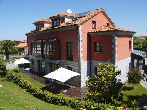 Apartamentos Cueto Mazuga I