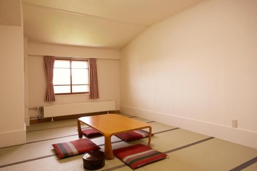 Japanese-Style Room