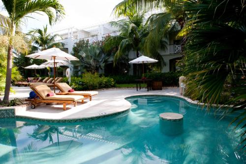Πισίνα, Royal West Indies in Providenciales