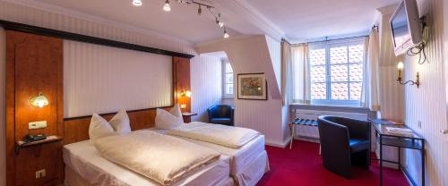 Gästehaus Plönlein - Hotel Goldener Hirsch Rothenburg - image 2