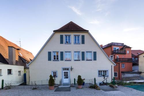 Gästehaus Plönlein - Hotel Goldener Hirsch Rothenburg - image 10